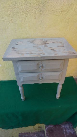 Mesitas de noche 2 modelos ver fotos, medidas leer