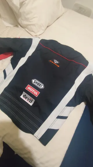 Chaqueta Ixon Moto Negra y Roja