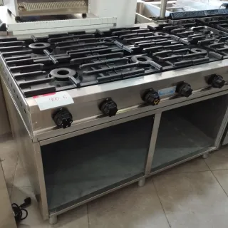 COCINA PROFESIONAL 6 FUEGOS CON MESA