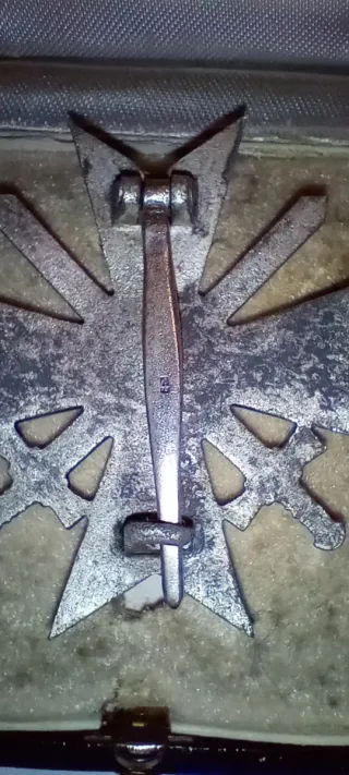 Militaria III Reich Wehrmacht KVK 1° class