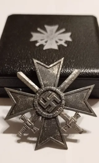 Militaria III Reich Wehrmacht KVK 1° class
