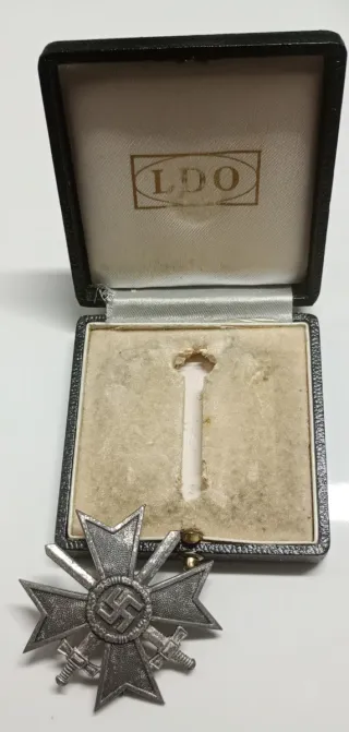 Militaria III Reich Wehrmacht KVK 1° class