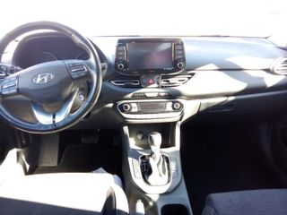 Hyundai i30 2022