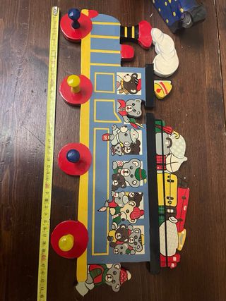 Appendiabiti tren con fermalibri orsetto