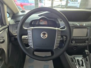 SSANGYONG Rodius eXdi Premium Auto