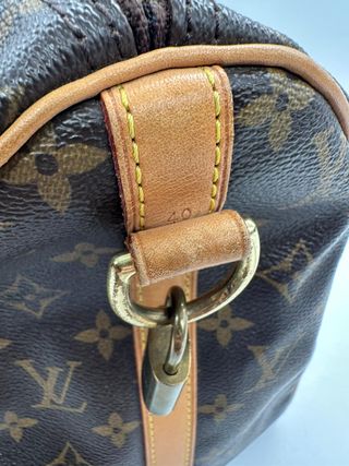 Louis Vuitton Keepall Bandoulière 40 Marrón