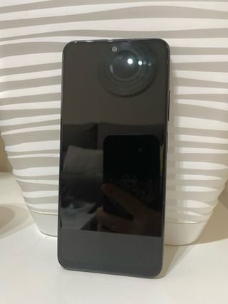 Xiaomi Redmi Note 11 gris azulado.