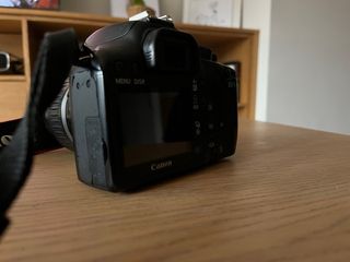 Cámara Canon EOS 1000D + Objetivo 18-55mm