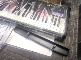 Teclado Piano Digital Rockjam RJ88DP