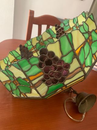 Lámpara Tiffany Vidrieras Uvas 40x40cm