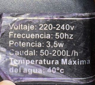 Acuario 63L con tapa luz led y accesorios