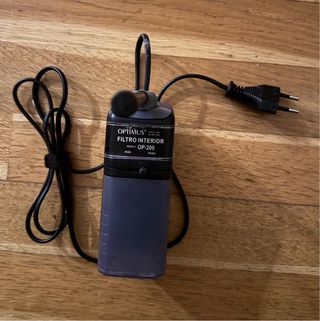 Acuario 63L con tapa luz led y accesorios