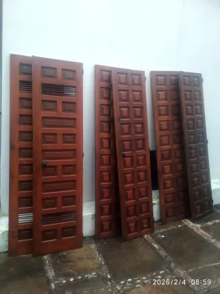 Hola soy Juan Vendó 6 puertas de armario empotrado