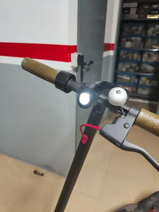 Patinete Eléctrico Xiaomi Mi Scooter 365