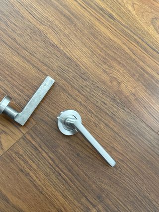 Manillas de puerta de acero inoxidable