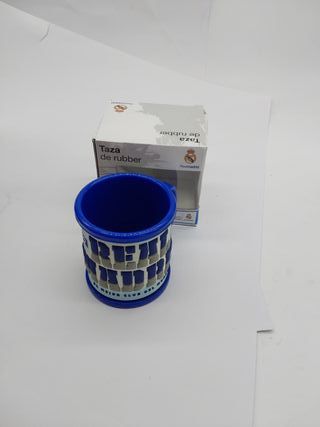 REAL MADRID CF - Taza Rubber 3D, de Plástico, Multicolor, Producto Oficial (CyP Brands)