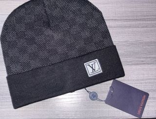 Cappellino nero con motivo a griglia