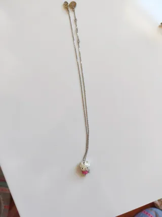 Pendientes y colgante Hello Kitty Swarovski