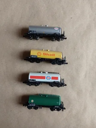 Lote 4 vagones MINITRIX