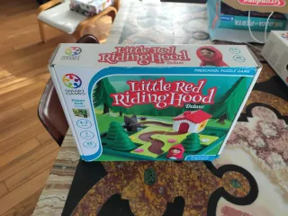 Smart Games Caperucita Roja - Juego de Lógica