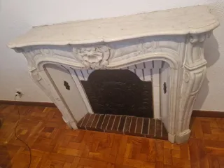 Repisa de chimenea de mármol