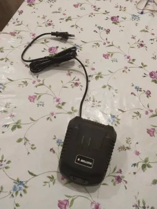 Cargador Baterías Bellota
