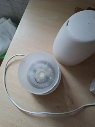 Humidificador Ambientador de color blanco