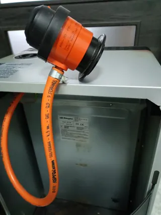 Estufa de gas Orbegozo hbf100 negra y plateada