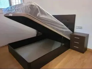 Canapés y colchones nuevos