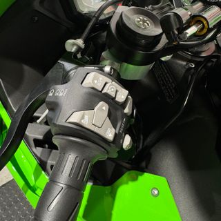 KAWASAKI ZX-10R