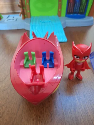 PJ Masks Base Secreta + Figuras