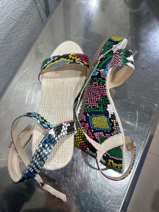 Sandalias verano estampadas como nuevas