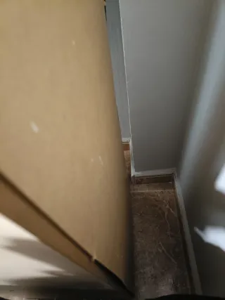 Armario vertical de 1 puerta