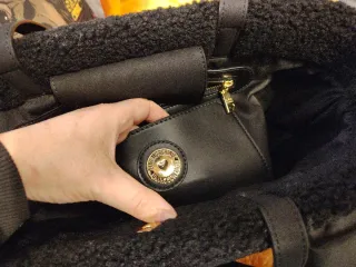 Bolso Moschino Negro Grande