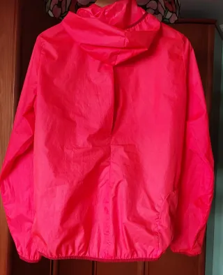 Chaqueta deportiva fina talla 44.