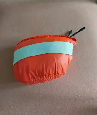 Chaqueta deportiva fina talla 44.