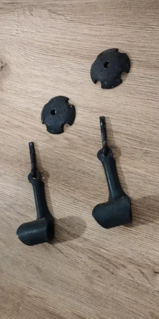 Juego 2 Tiradores Antiguos de Hierro Forjado