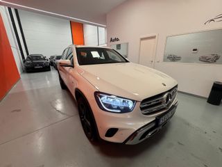 Mercedes-Benz GLC 300de 4MATIC