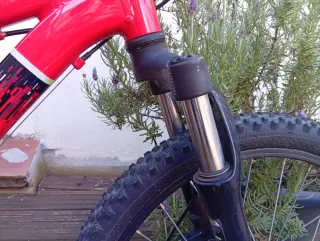 Bicicleta Rockrider 20 pulgadas Roja