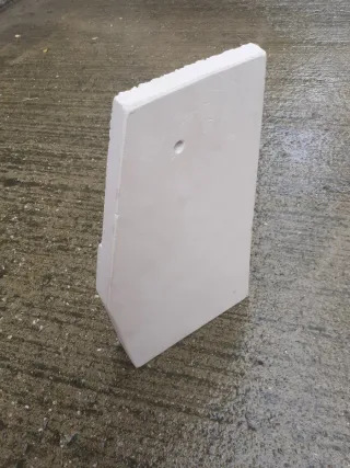 Lupo in pietra serena.