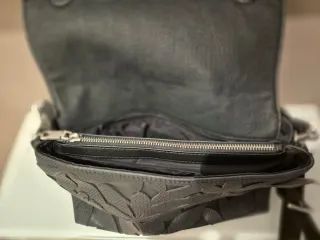 Bolso Desigual Negro con Estampado Floral