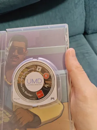 Pacchetto GTA PSP: Vice City Stories e Chinatown Wars