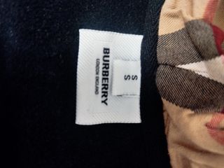 Sudadera Burberry con cremallera