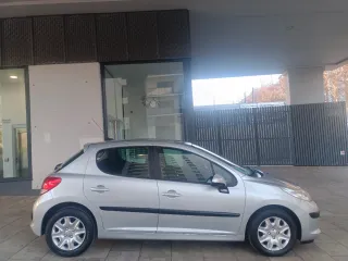 Peugeot 207 1.4i 16v 120.000km Etiqueta C año 2008