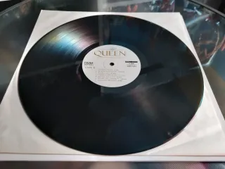 LP Queen, Rock You From Rio -Live