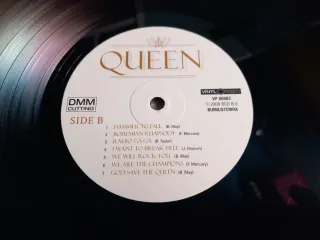 LP Queen, Rock You From Rio -Live