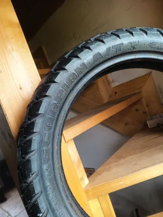 Neumático Pirelli Scorpion 120/80 18