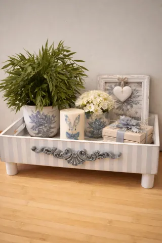 Bandeja decorativa rayas y adorno,