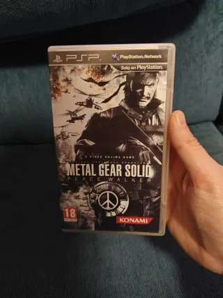 Metal Gear Solid Peace Walker per PSP