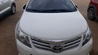 Toyota Avensis 2012